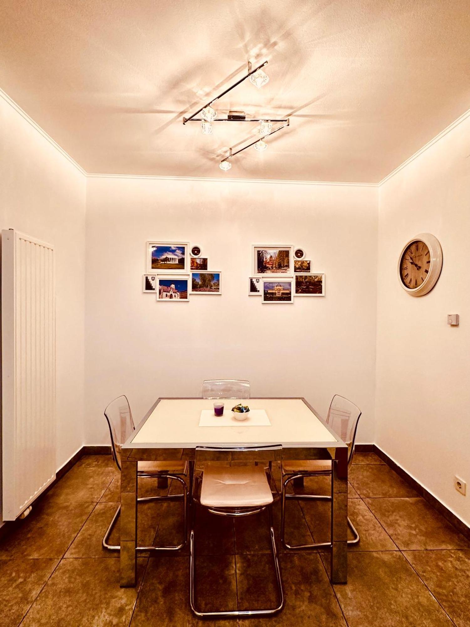 Apartment In Centre Of Zagreb - Lions Den エクステリア 写真